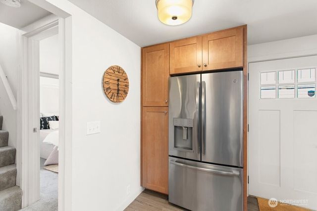 3710 SW 106th Street, Seattle, WA 98146