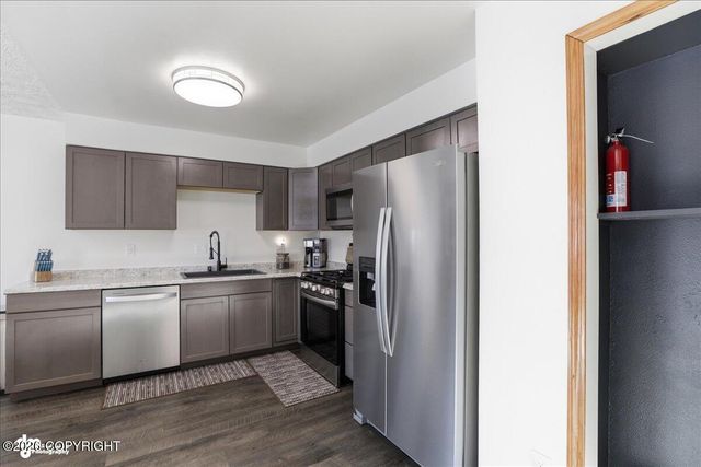 18643 N Lowrie Loop, Eagle River, AK 99577