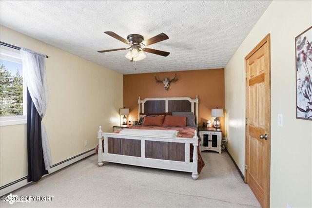 18643 N Lowrie Loop, Eagle River, AK 99577