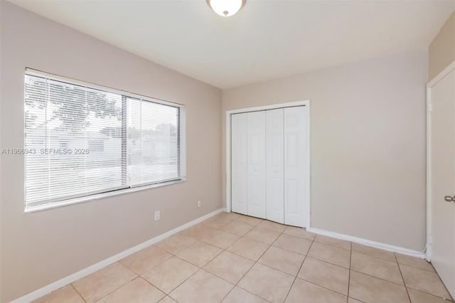 3010 NW 187th St, Miami Gardens, FL 33056