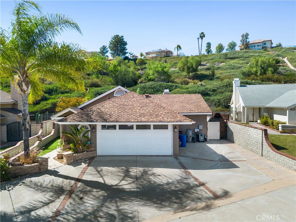 22825 Fir Court, Saugus, CA 91390