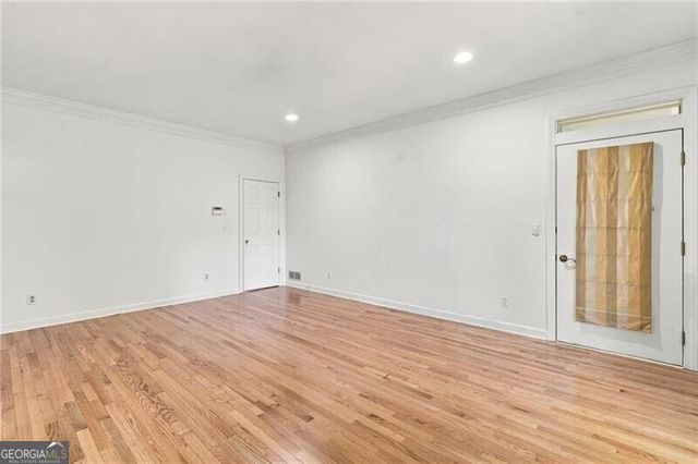 26 Ridgemere Trace, Sandy Springs, GA 30328