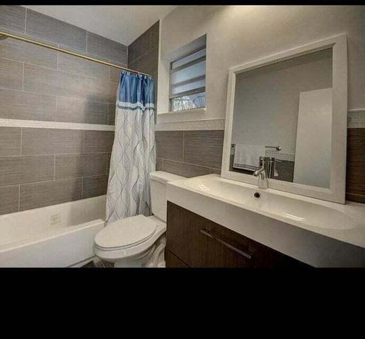 3911 NW 4th Court, Boca Raton, FL 33431