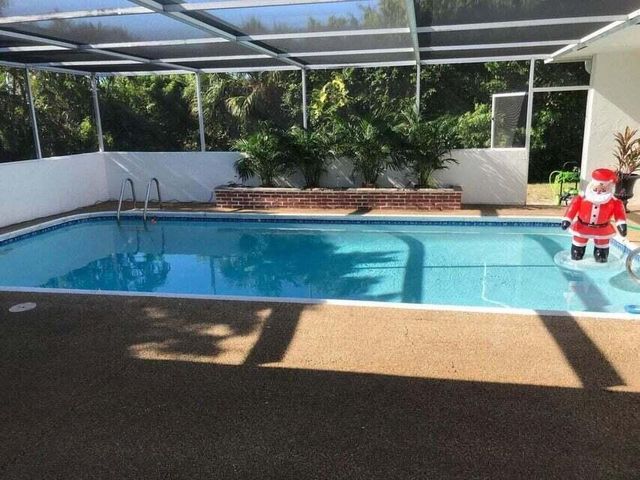 3911 NW 4th Court, Boca Raton, FL 33431