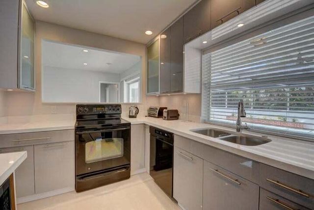 3911 NW 4th Court, Boca Raton, FL 33431