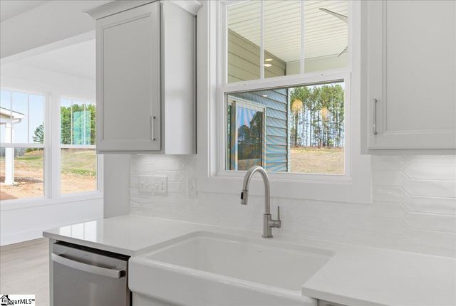 118 Terpack Court, Gray Court, SC 29645