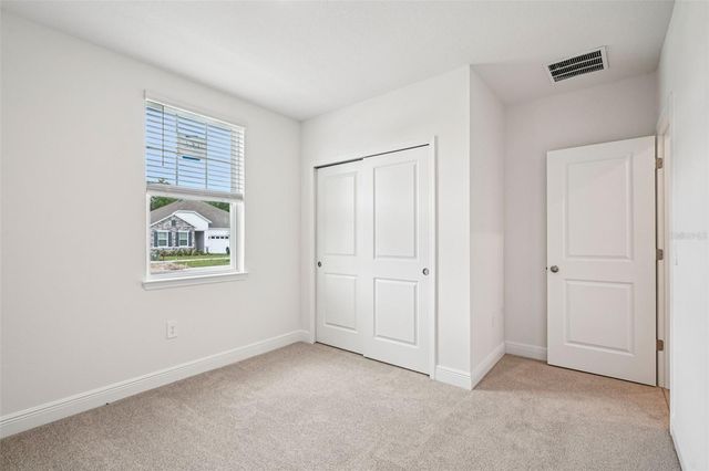 811 SUNSHOWER DRIVE, Lady Lake, FL 32159