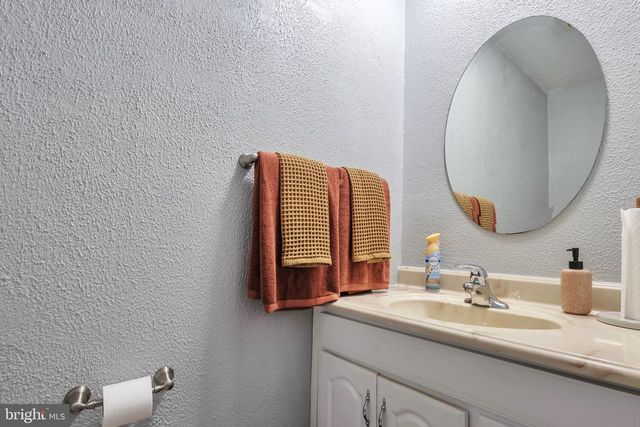 11926 GALAXY LN, Bowie, MD 20715