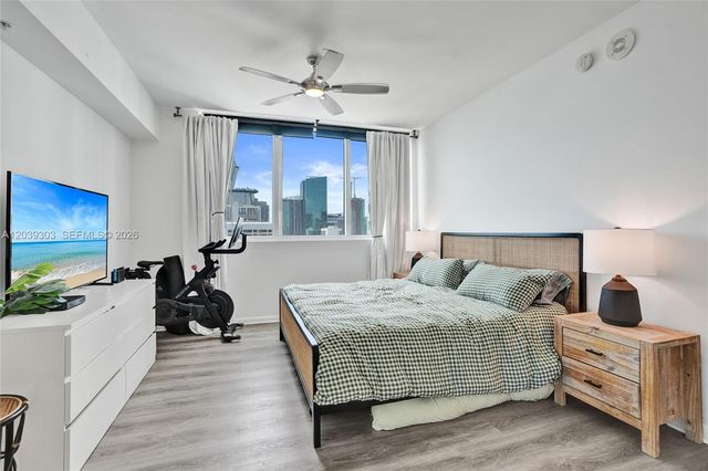 244 Biscayne Boulevard 3409, Miami, FL 33132