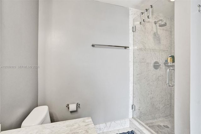 244 Biscayne Boulevard 3409, Miami, FL 33132