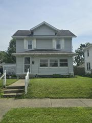 833 E Southern Avenue 833 E Southern Avenue, Springfield, OH 45505