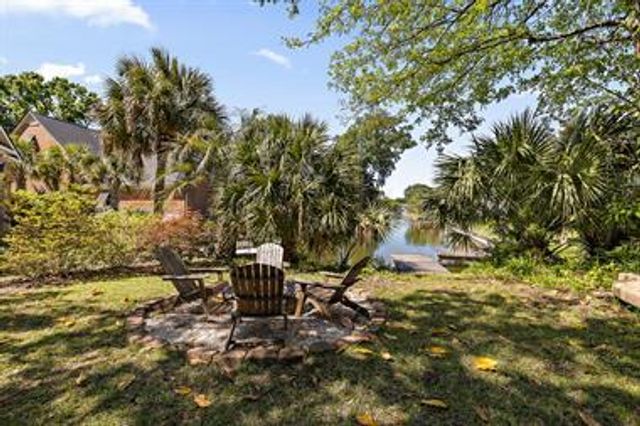 1269 Hidden Lakes Drive, Mount Pleasant, SC 29464