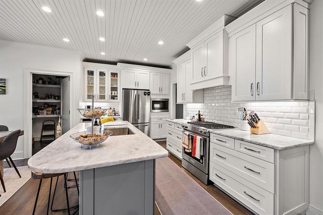 1269 Hidden Lakes Drive, Mount Pleasant, SC 29464