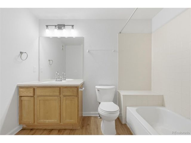 14319 E Grand Dr BLDG 14-167, Aurora, CO 80015