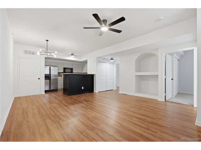 14319 E Grand Dr BLDG 14-167, Aurora, CO 80015