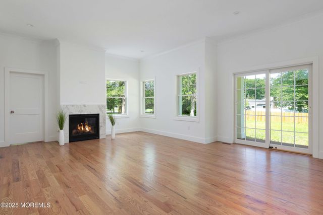 1 Clifford Graves Court, Red Bank, NJ 07701