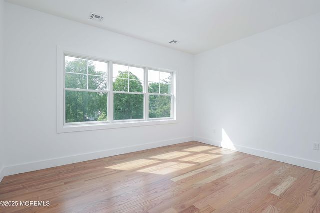1 Clifford Graves Court, Red Bank, NJ 07701