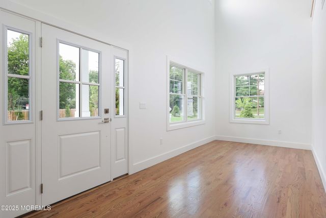 1 Clifford Graves Court, Red Bank, NJ 07701