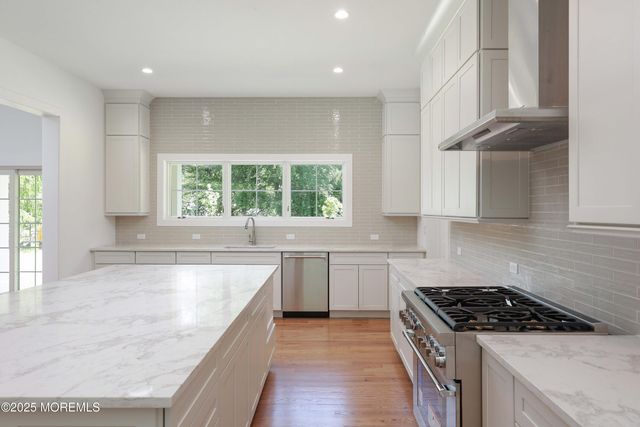 1 Clifford Graves Court, Red Bank, NJ 07701