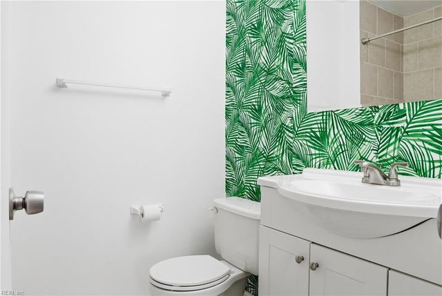 4626 Greenlaw DR, Virginia Beach, VA 23464