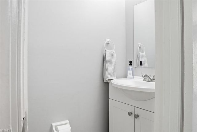 4626 Greenlaw DR, Virginia Beach, VA 23464