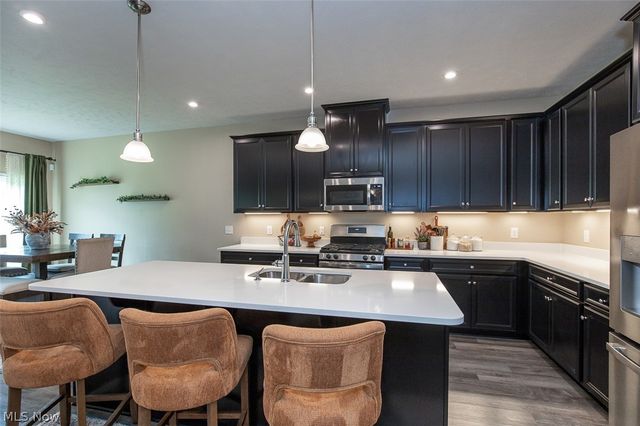 1165 Meadow Run, Copley, OH 44321
