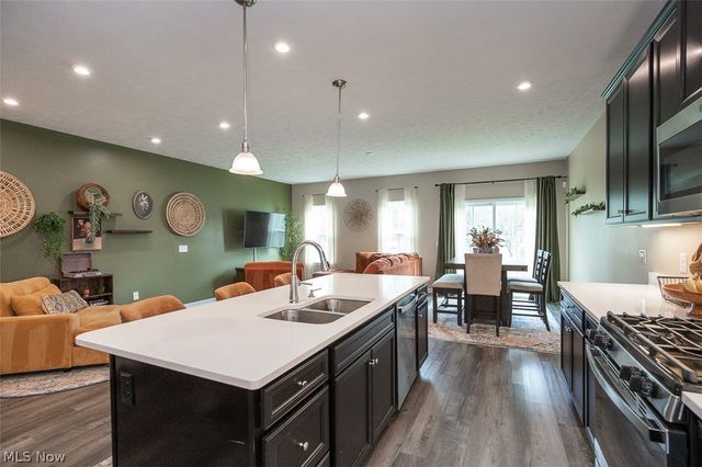 1165 Meadow Run, Copley, OH 44321