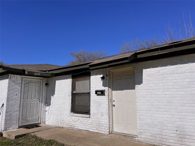 3848 Waldorf Street, Fort Worth, TX 76119