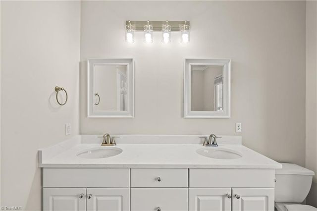 828 Woodview Ridge Trail, Lewisville, NC 27023