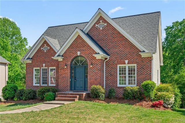 828 Woodview Ridge Trail, Lewisville, NC 27023