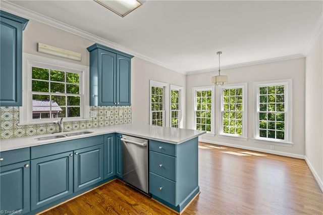 828 Woodview Ridge Trail, Lewisville, NC 27023