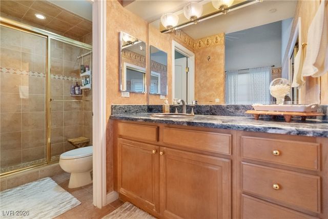 27 Via Paradiso Street, Henderson, NV 89011