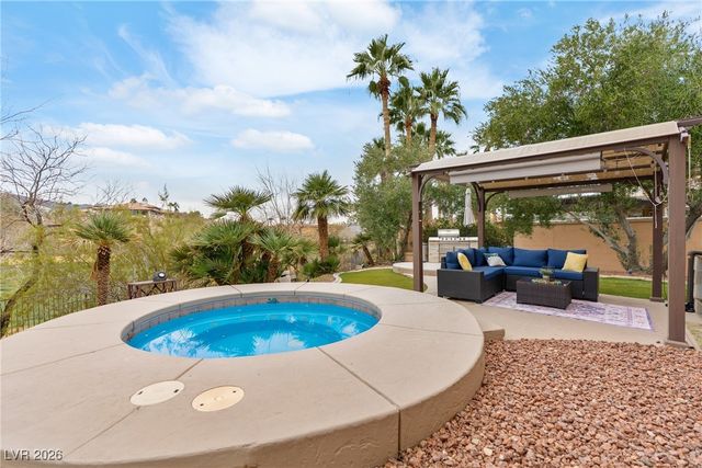 27 Via Paradiso Street, Henderson, NV 89011