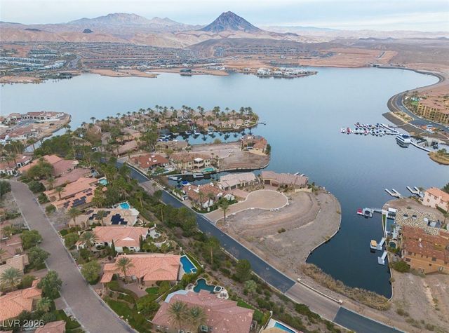 27 Via Paradiso Street, Henderson, NV 89011