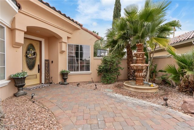27 Via Paradiso Street, Henderson, NV 89011