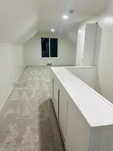 25704 Waldorf Street, Roseville, MI 48066