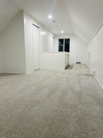 25704 Waldorf Street, Roseville, MI 48066