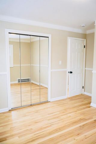 25704 Waldorf Street, Roseville, MI 48066