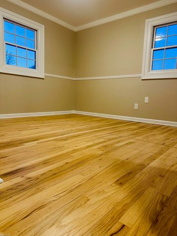 25704 Waldorf Street, Roseville, MI 48066