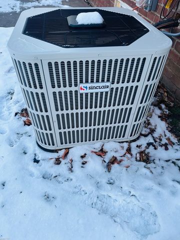 25704 Waldorf Street, Roseville, MI 48066