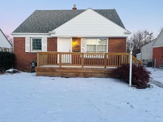 25704 Waldorf Street, Roseville, MI 48066