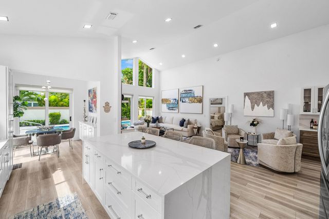 5455 NW 20th Avenue, Boca Raton, FL 33496