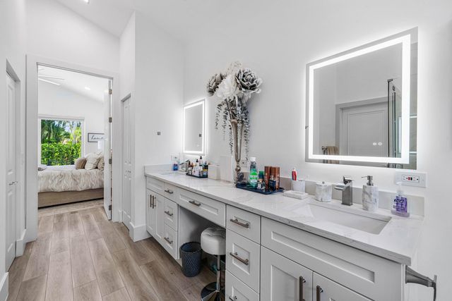 5455 NW 20th Avenue, Boca Raton, FL 33496