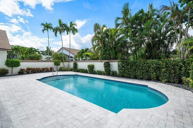 5455 NW 20th Avenue, Boca Raton, FL 33496