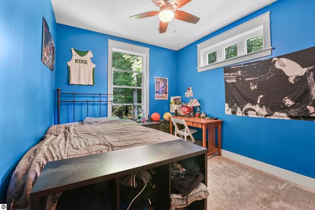 4360 Independence Drive, Suttons Bay, MI 49682