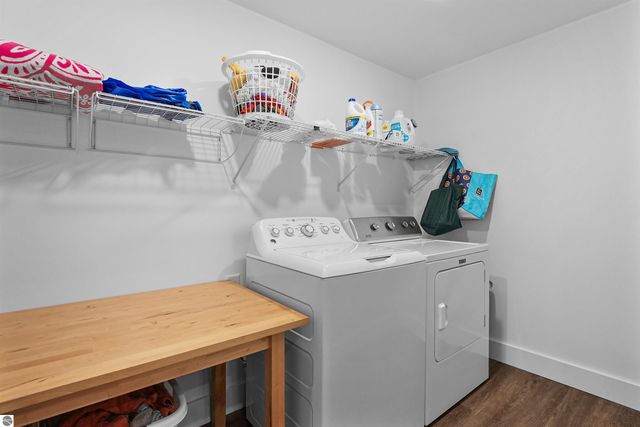 4360 Independence Drive, Suttons Bay, MI 49682