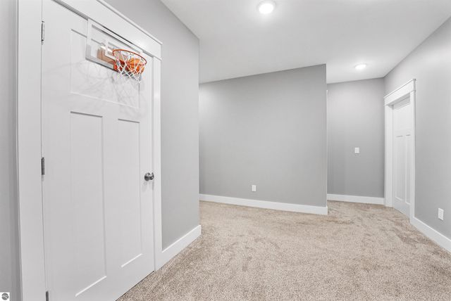 4360 Independence Drive, Suttons Bay, MI 49682