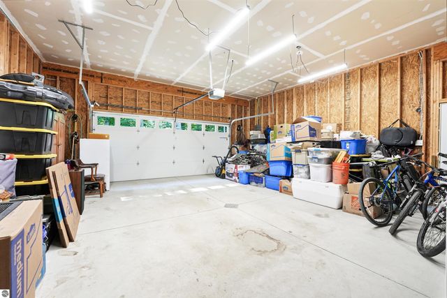 4360 Independence Drive, Suttons Bay, MI 49682