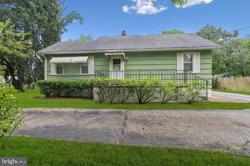 741 S ORCHARD RD, Vineland, NJ 08360
