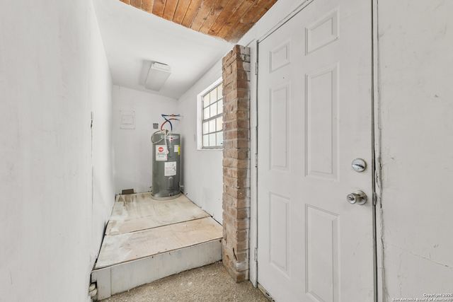 1222 W Harding, San Antonio, TX 78221